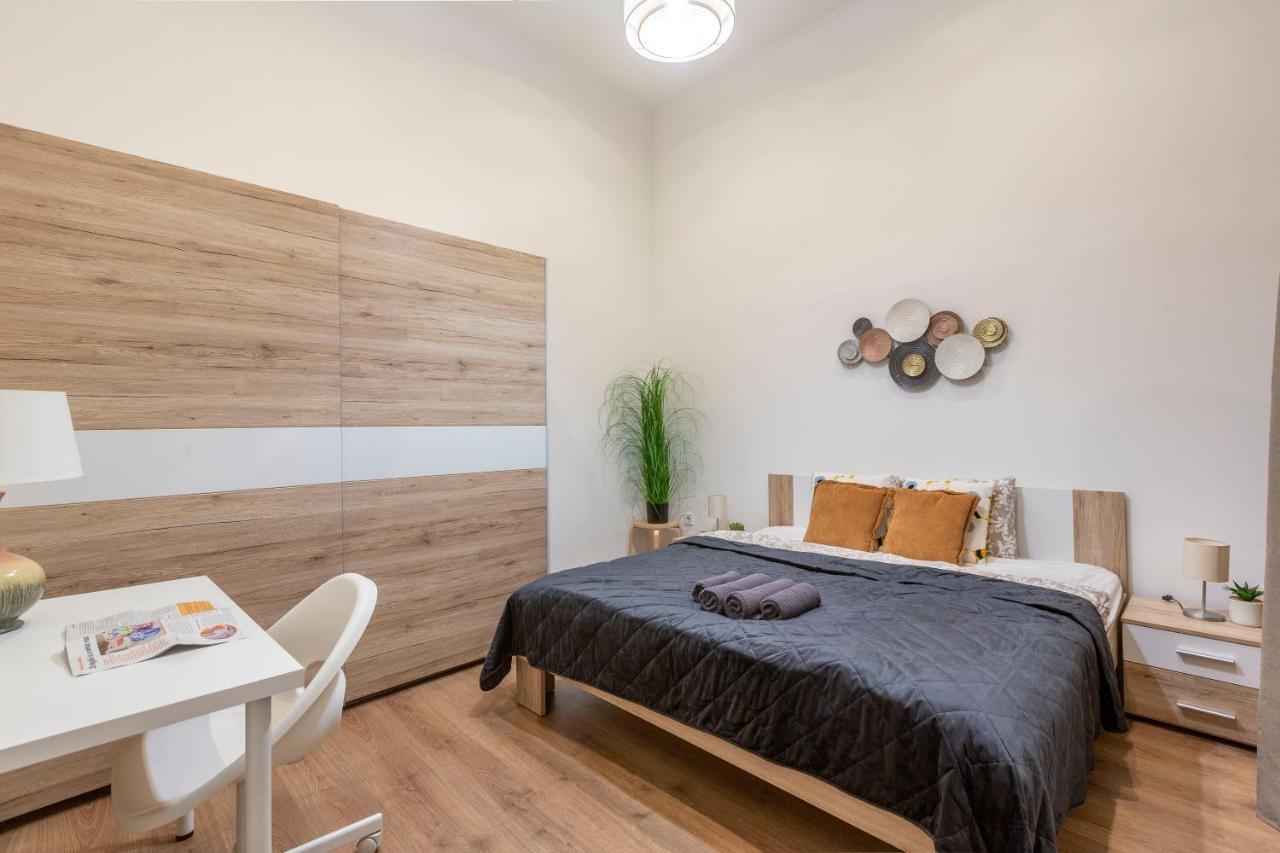 Cozy & Pleasant Homes In The Heart Of Budapeste Exterior foto